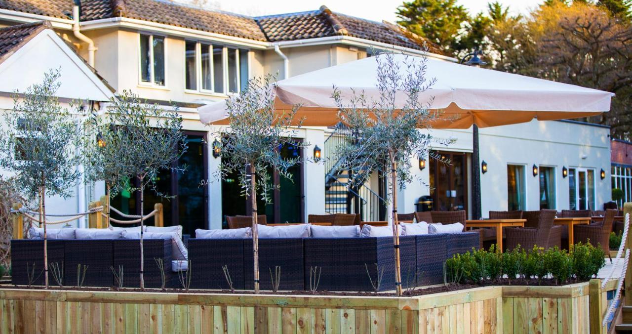 Wickwoods Hotel Albourne Exterior photo